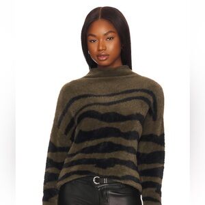 Bella Dahl, Mock Neck Sweater in Green Zebra. Excellent Condition.